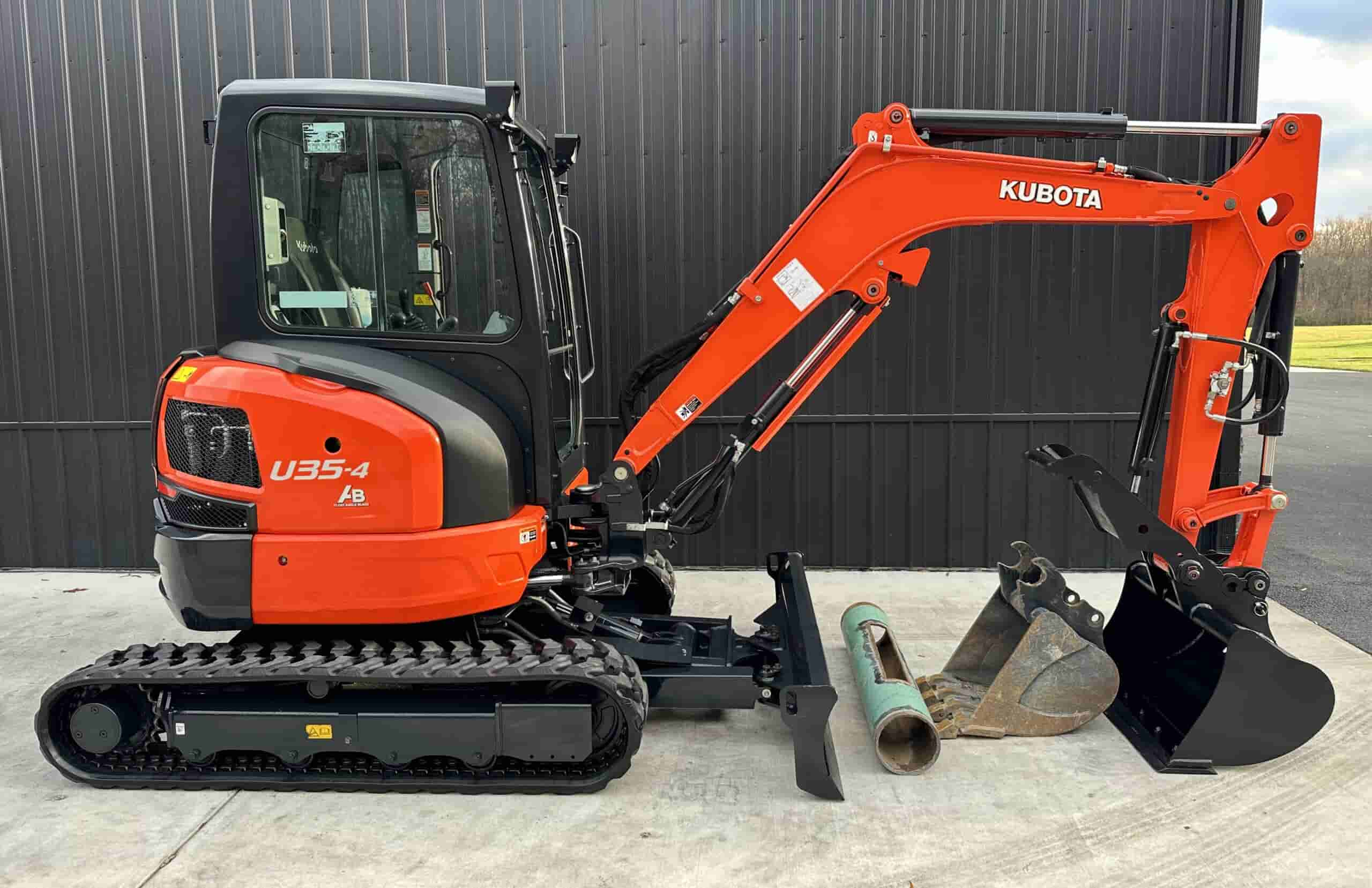 2020 KUBOTA U35-4 CLEAN
